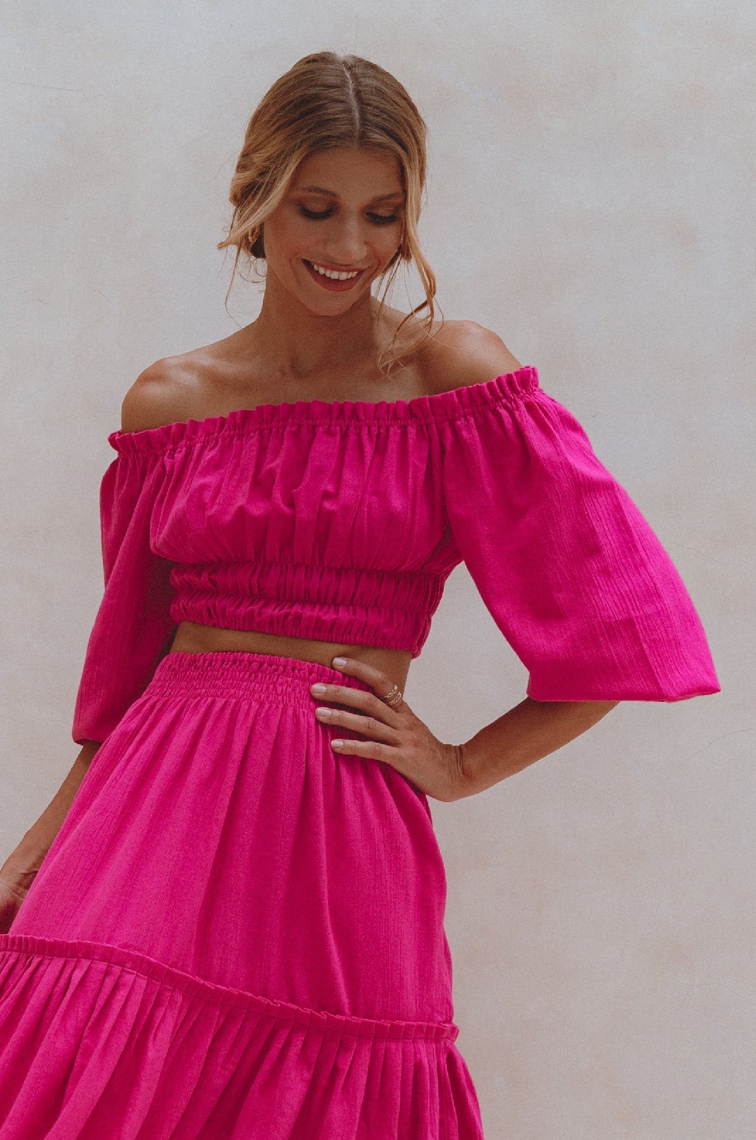 Annabelle Linen Cropped Top-3