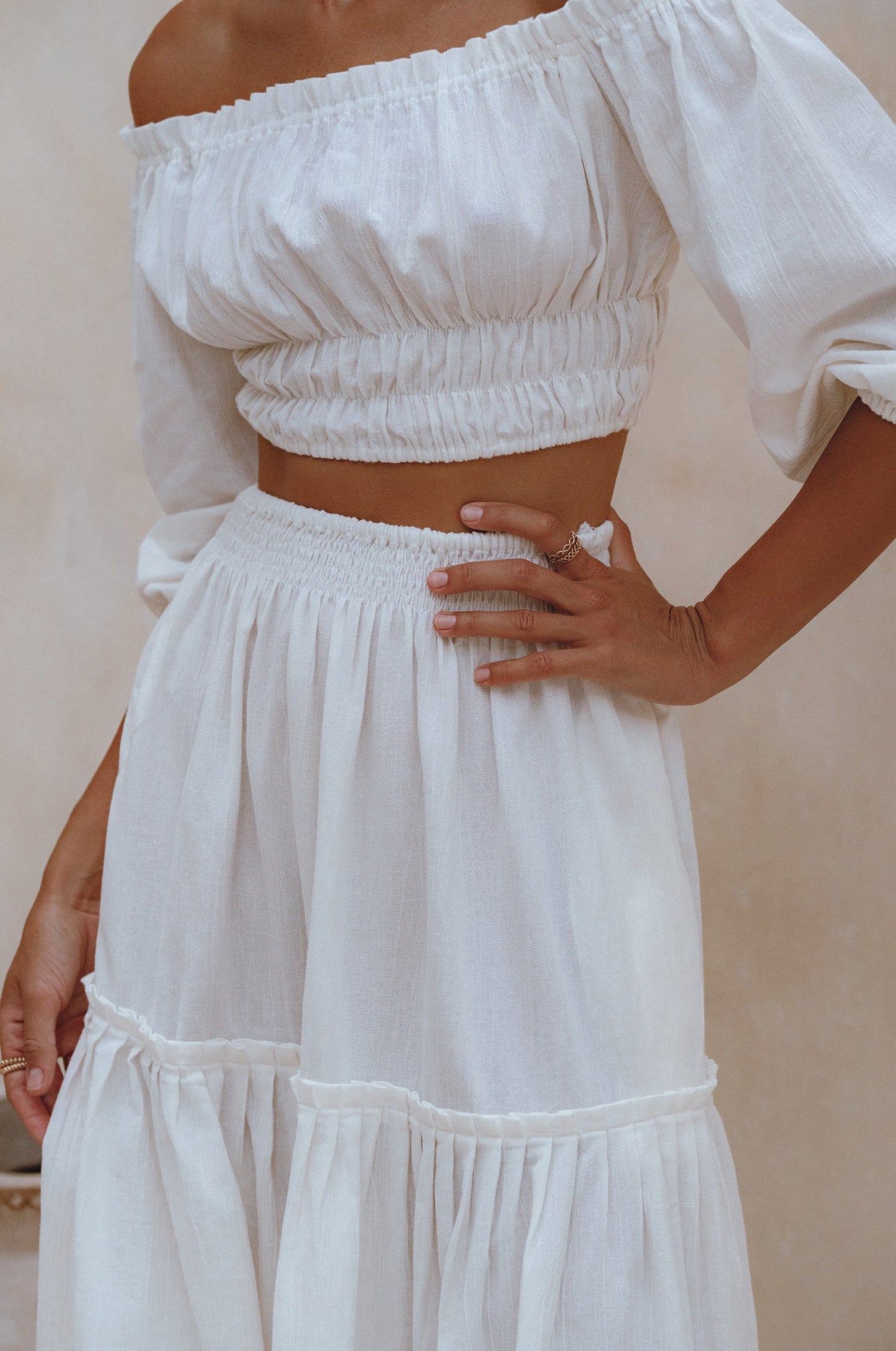 Annabelle Linen Cropped Top-1